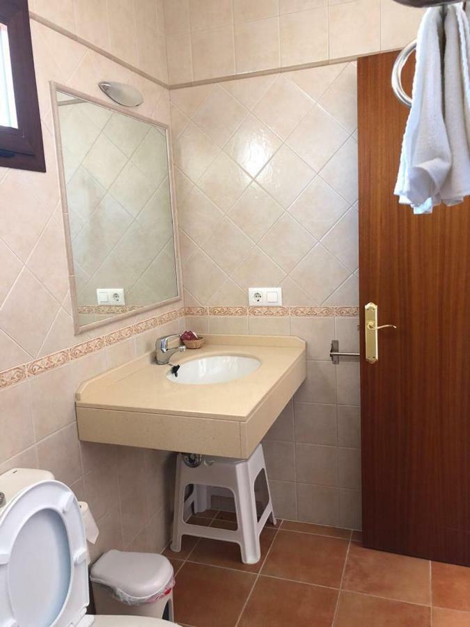 Hostal Jadraza Zahara de los Atunes Esterno foto